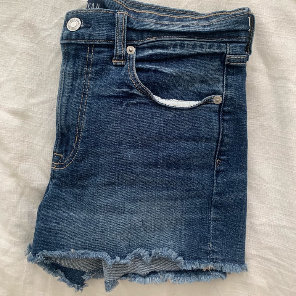 gap denim shorts